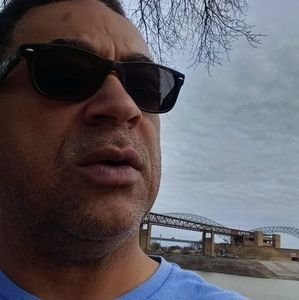 Meet your Posher, Keith